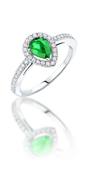 Fabrication bague en or 18CT avec pierre émeraude  par votre bijouterie-joaillerie à Nice