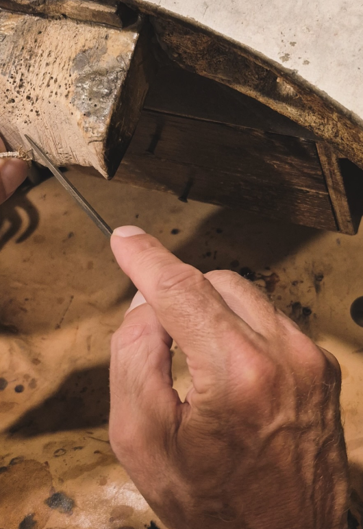 Joaillier artisan à Nice : des créations uniques façonnées en atelier
